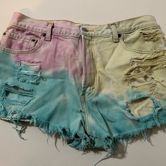 Levi’s vintage tie dye Jean shorts vintage - Picture 3 of 4